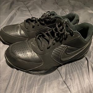 Men’s Nike athletic shoes 386240-001 size:11